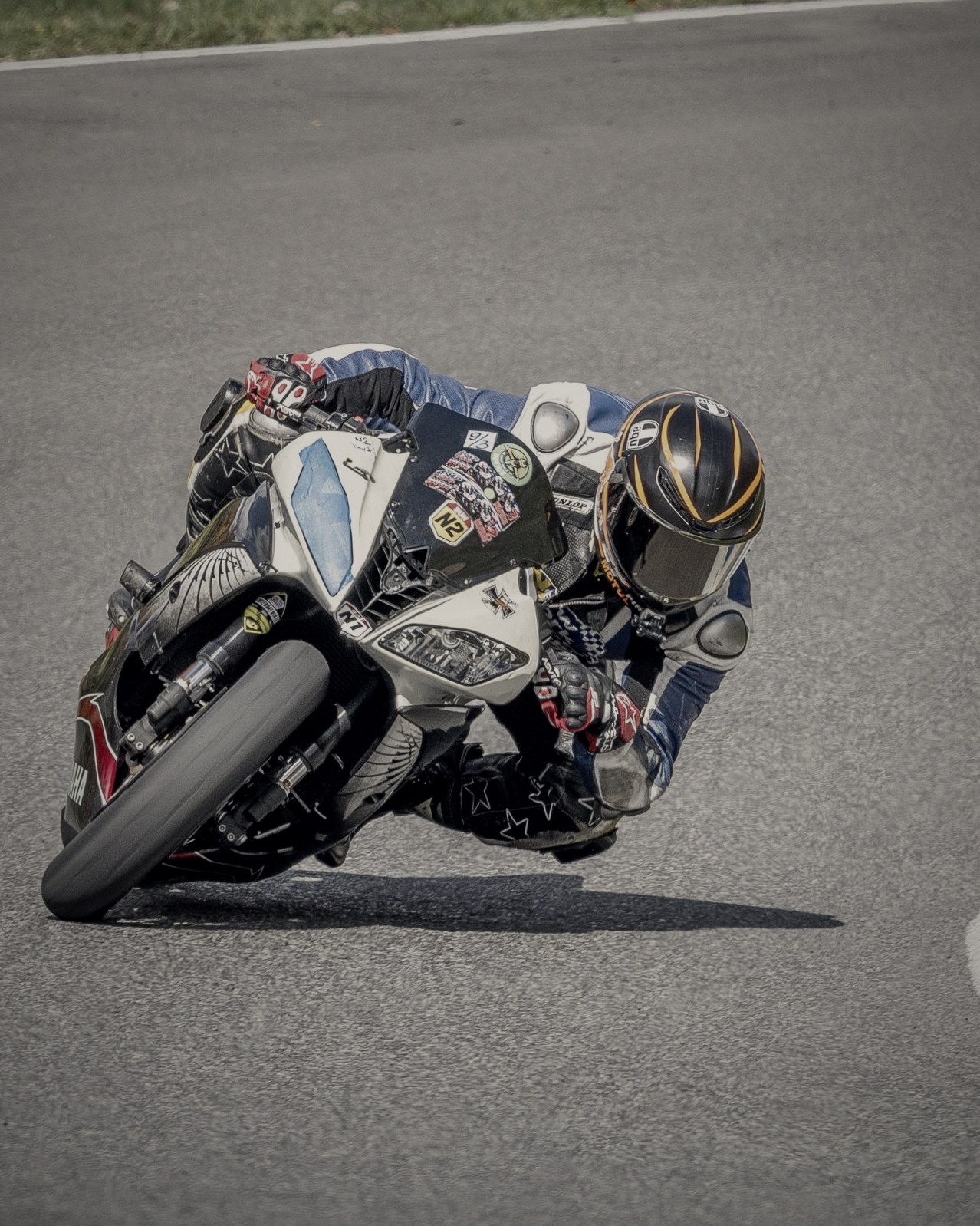 Rider knee down past the curbing at NY Raceport